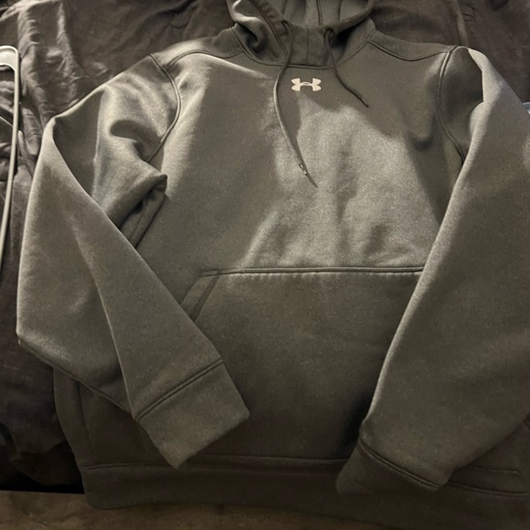 Under-armor hoodie - Picture 1 of 3